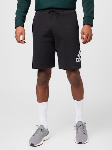 ADIDAS SPORTSWEAR Szabványos Sportnadrágok 'Essentials' - fekete: elől