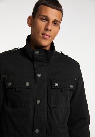 MO Between-Season Jacket in Black