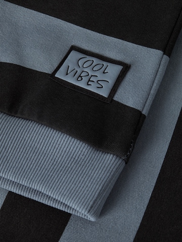NAME IT Sweatshirt 'NMMOZIAS' i blå