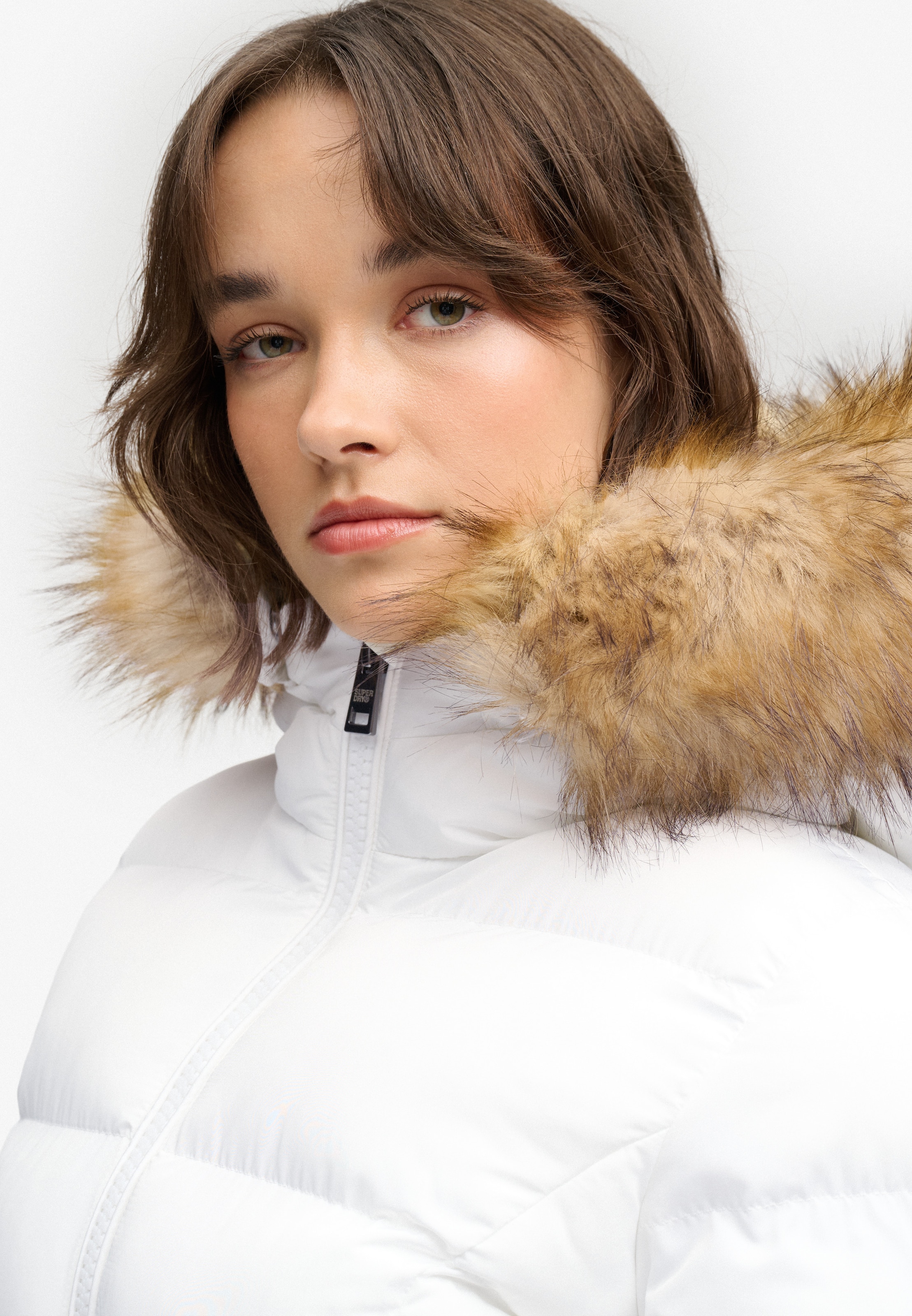 Superdry & Co Зимно яке 'Fuji' в бяло
