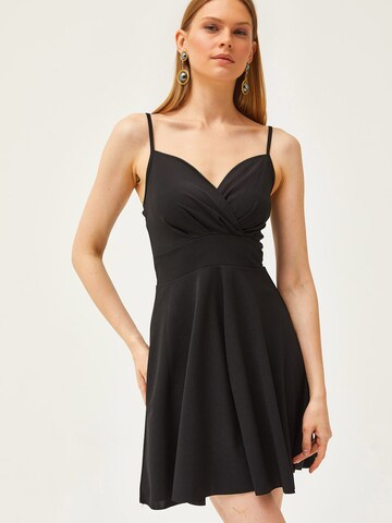 Abito di olalook in nero