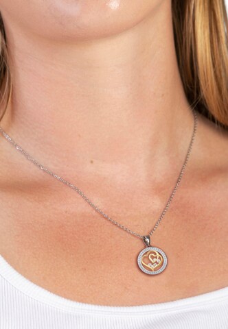 Astra Necklace 'HEART IN HEART' in Gold