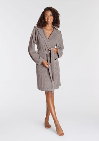 VIVANCE Bathrobe short 'Dreams' in Grey: front