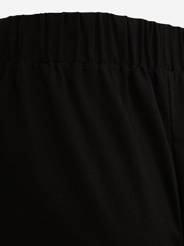 Missguided Petite Normální Kalhoty – černá