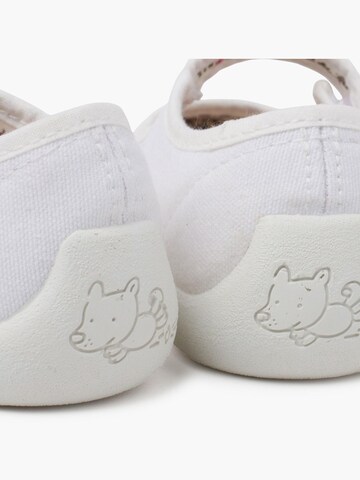 Pisamonas Ballet Flats in White