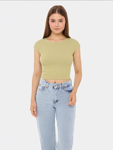 Hiccup Shirt in Groen: voorkant