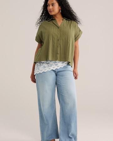 WE Fashion Blouse in Green