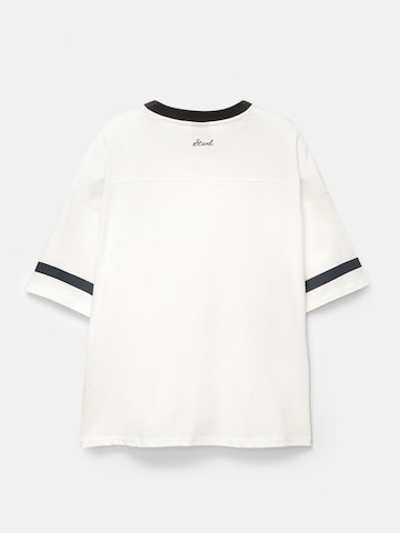 T-Shirt 'STWD' Pull&Bear en blanc