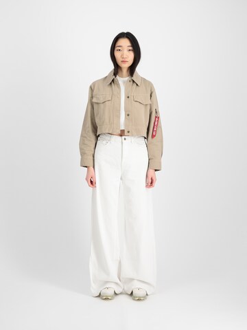 Giacca di mezza stagione di ALPHA INDUSTRIES in beige