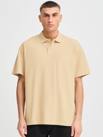 !Solid Poloshirt 'Olexi' in Braun: Vorderseite
