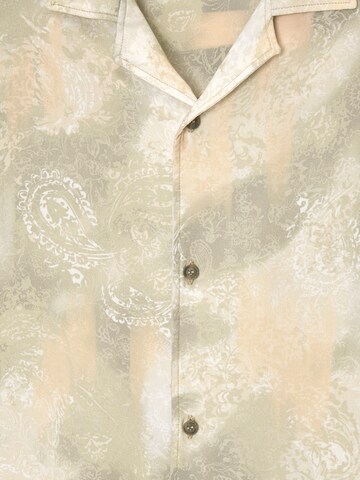 Comfort fit Camicia di Pull&Bear in verde