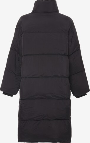 MYMO Winter Coat in Black