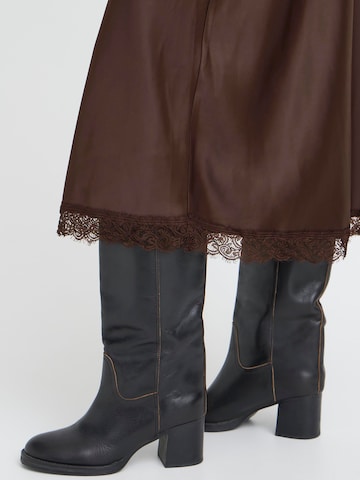 Gonna 'IHXENDRA' di ICHI in marrone