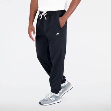 new balance Tapered Broek in Zwart