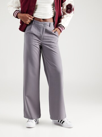 Tally Weijl Wide leg Pleat-Front Pants in Grey: front