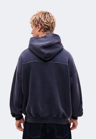 Sweat-shirt 'ESSENTIAL POPOVER 2.0' Abercrombie & Fitch en bleu