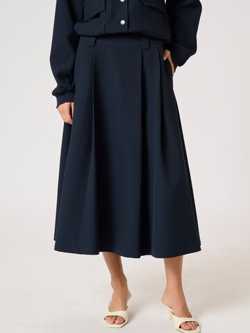 My Essential Wardrobe Пола 'Megan' в синьо: отпред