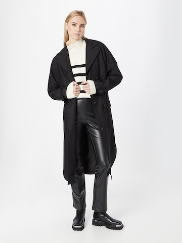 Rut & Circle Flared Hose 'STEFANIE' in Schwarz