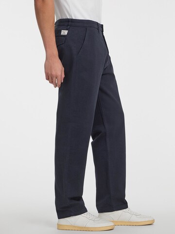 GUESS Regular Chino Pants in Blue