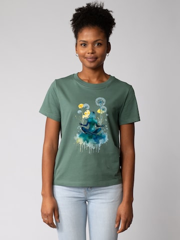 Watapparel Shirt 'Yoga & Meditation' in Groen: voorkant