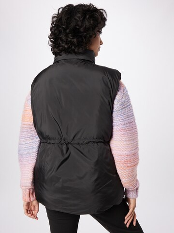 Gilet 'Mai' WEEKDAY en noir