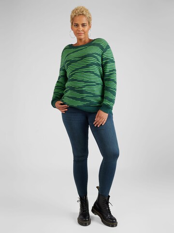 Pull-over 'Emma' ONLY Carmakoma en vert