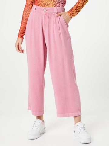 s.Oliver Pleat-Front Pants in Pink: front