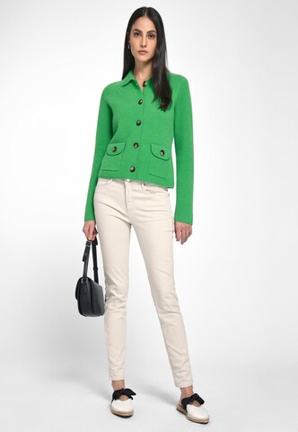 Cardigan include en vert