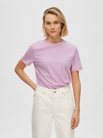 SELECTED FEMME T-shirt 'MY ESSENTIAL' i rosa: framsida