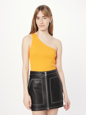 Gestuz Top in Orange: front