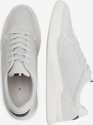 TOMMY HILFIGER Sneaker 'Colin' in Grau