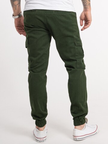 Rock Creek Tapered Cargo Pants in Green