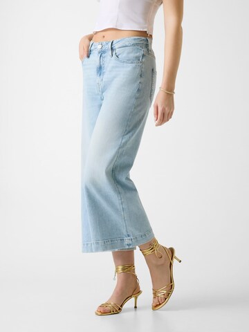 GUESS Wide leg Jeans in Blue: front