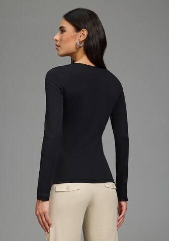 AJC Shirt in Black