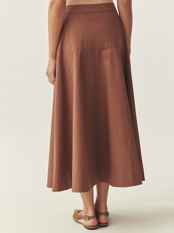 Fustă de la TATUUM pe maro