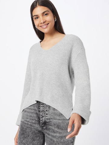 ABOUT YOU Sweater 'Tamara' in Grey: front