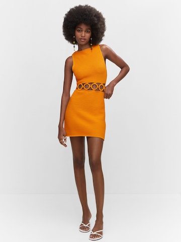 MANGO Pletené šaty - oranžová