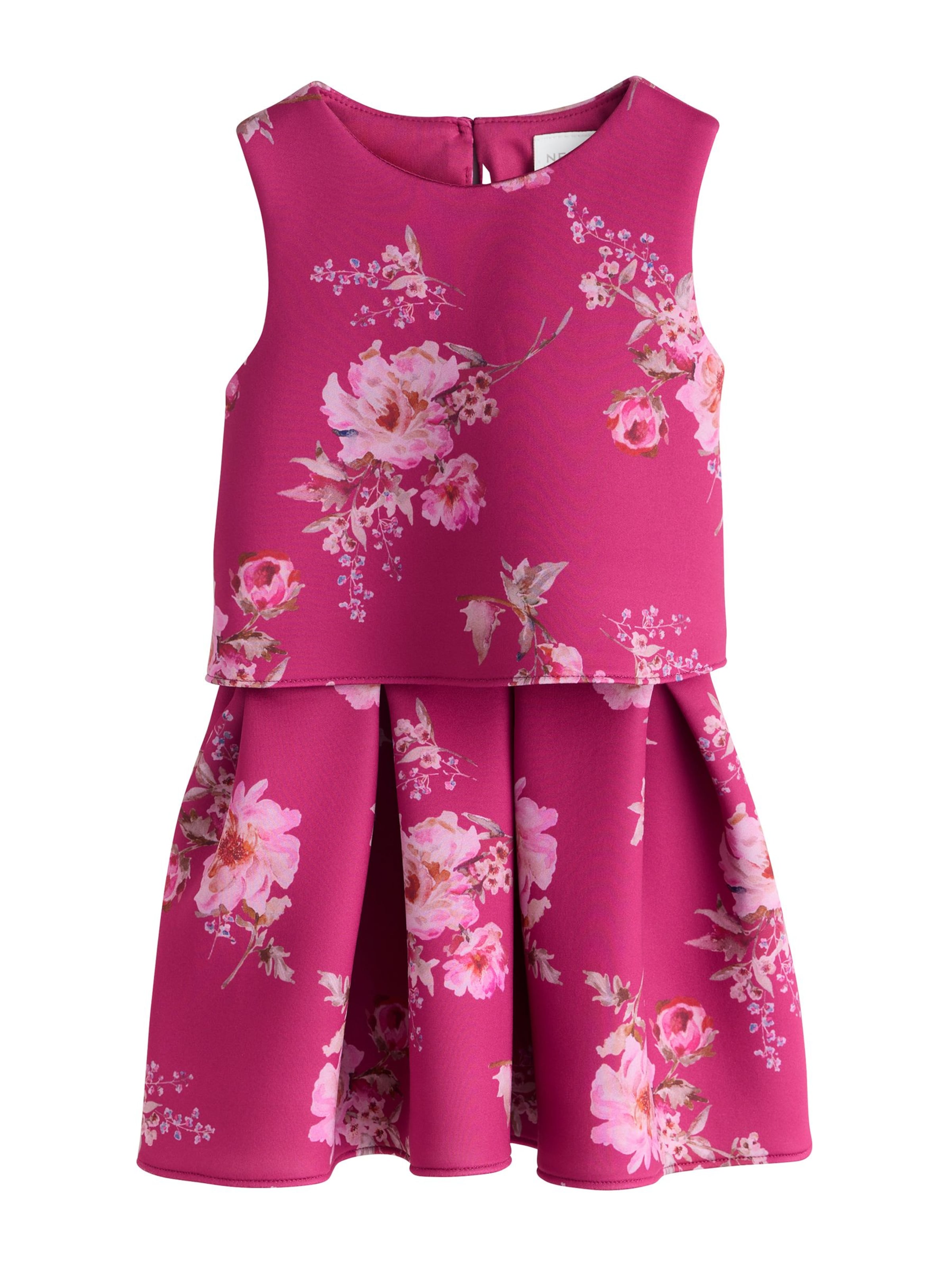 Next Σετ σε ροζ: μπροστά