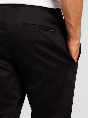 Regular Pantalon 'Gustaw' MAKIA en noir