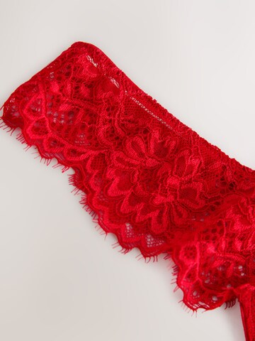 Next Отворени прашки в червено