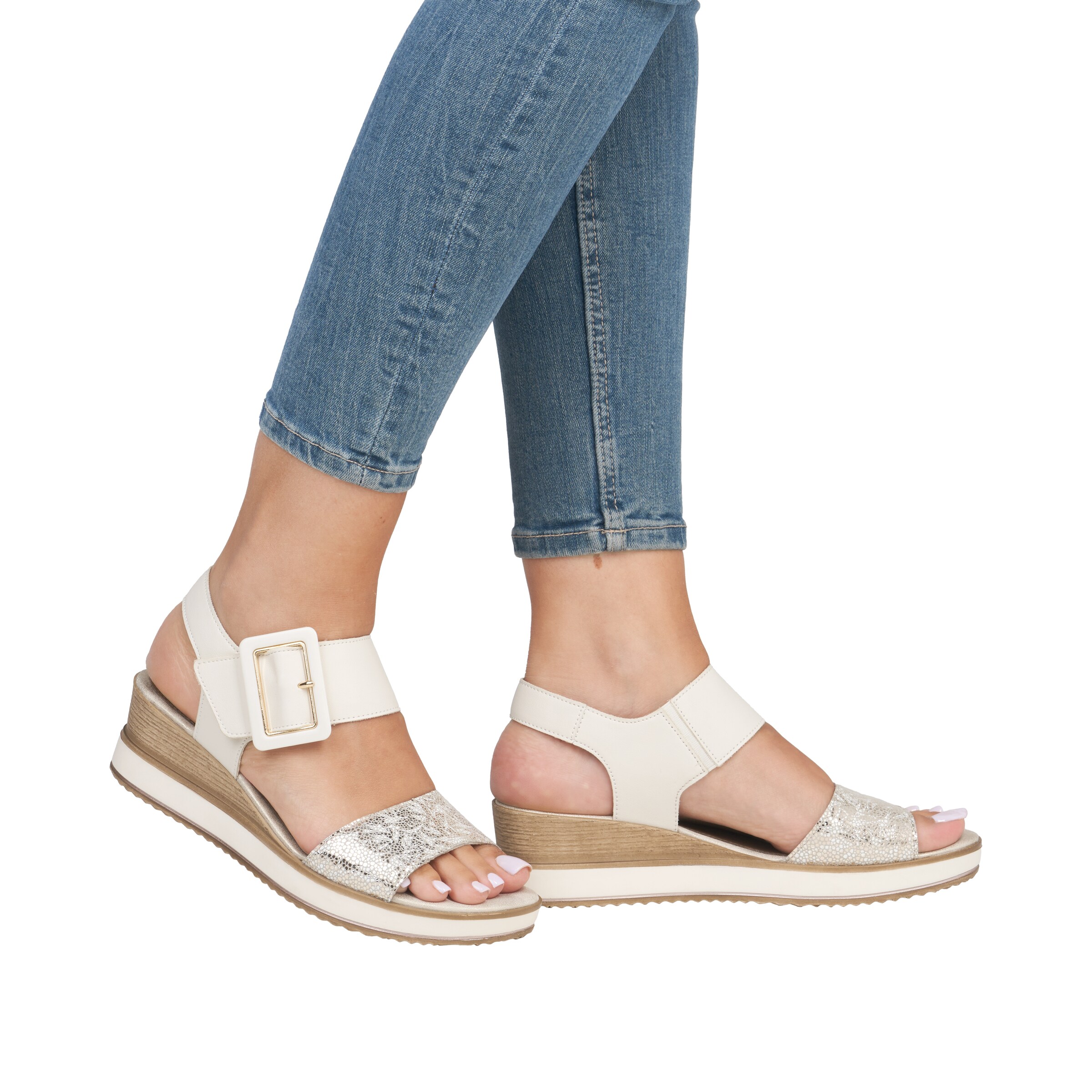REMONTE Sandals in Beige
