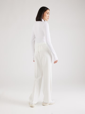 Y.A.S Regular Pleated Pants 'Likka' in White