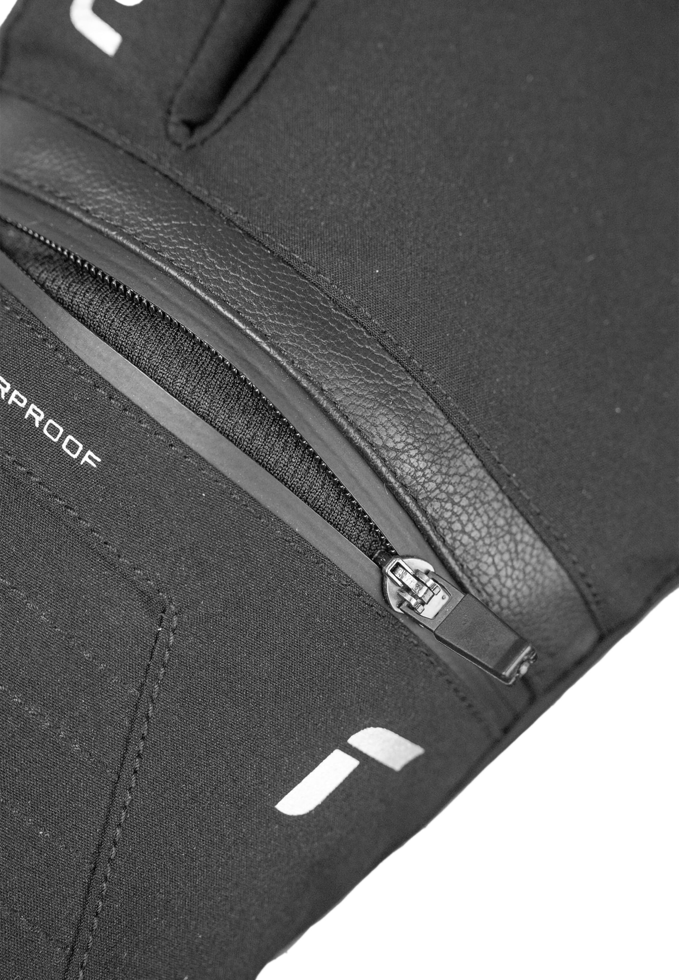 REUSCH Sports gloves 'Lando' in Black