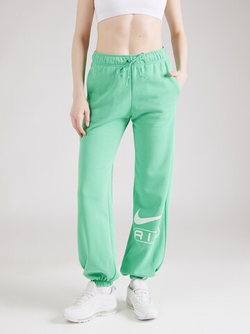 Effilé Pantalon 'AIR' Nike Sportswear en vert : devant