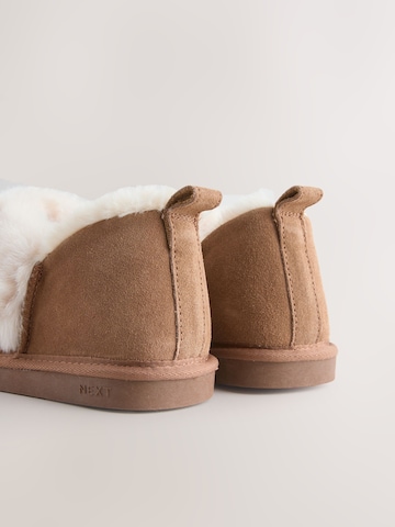 Next - Pantufa em castanho