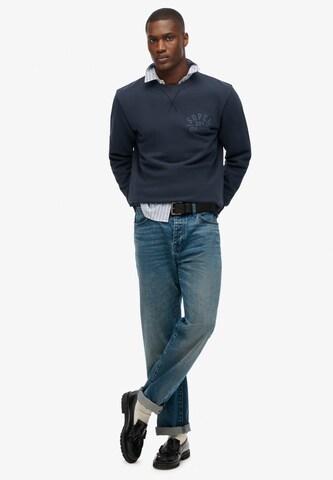 Sweat-shirt 'Athletic Essentials' Superdry en bleu