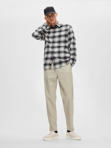 SELECTED HOMME Regular fit Button Up Shirt 'Tim' in Grey