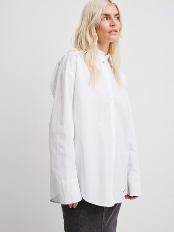 NA-KD Blouse in Wit: voorkant
