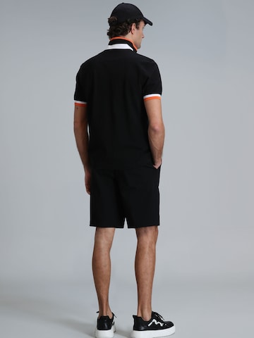 Coupe slim Pantalon chino Lufian en noir