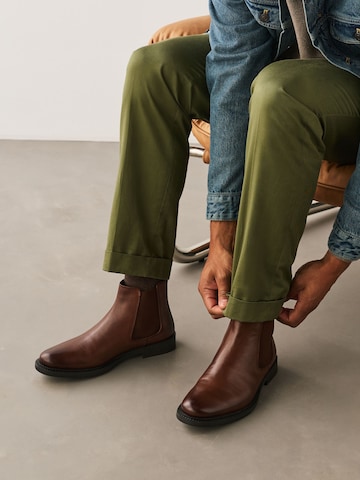 Next Chelsea boots i brun